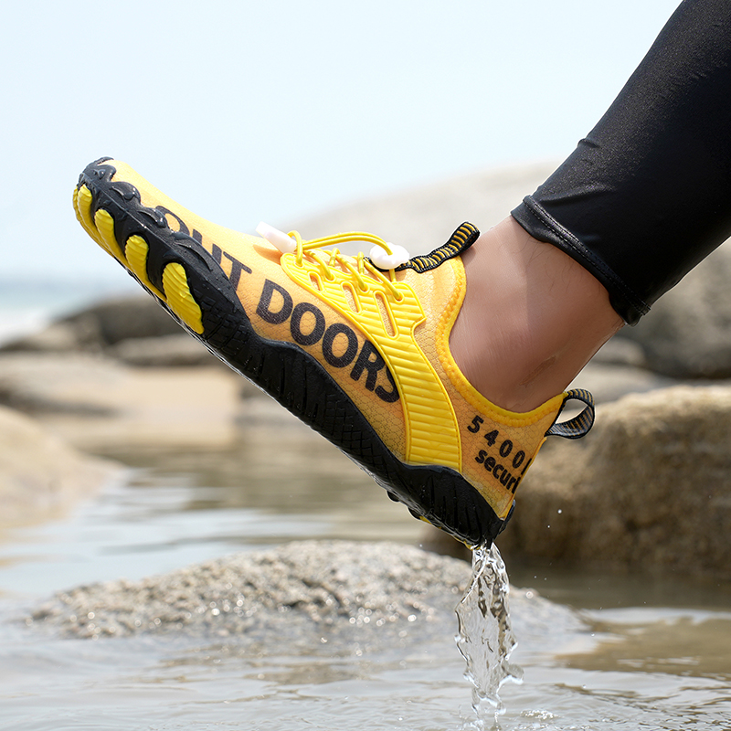 男性用ウォーターシューズビーチ裸足アクアソックススニーカー女 - Aquatic Sports のレビューと価格